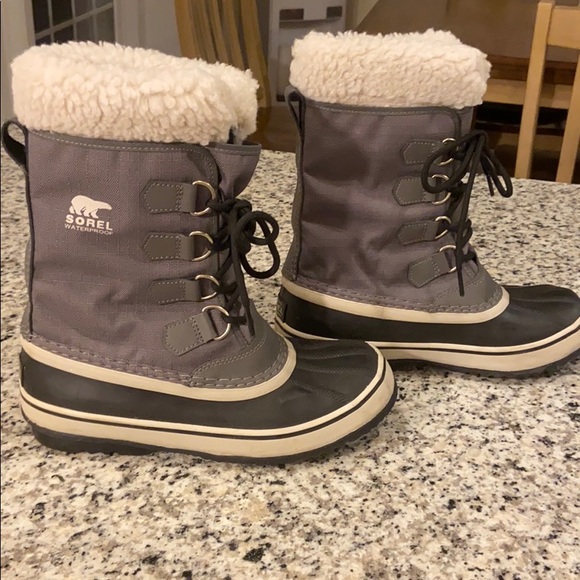 Sorel Shoes - Women’s size 8 Sorel Boots